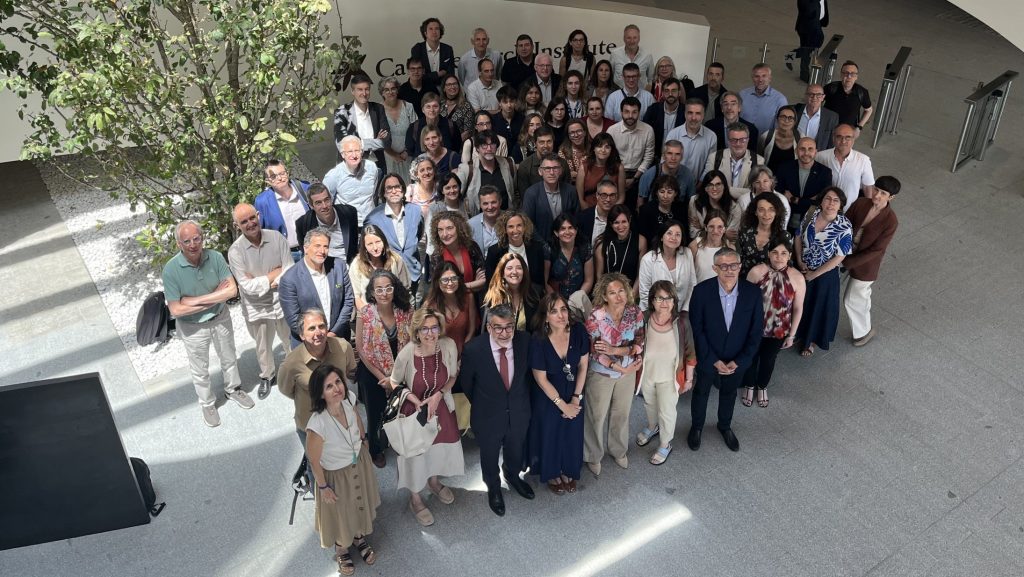 Direccions i gerències s'han reunit al CaixaResearch Institute